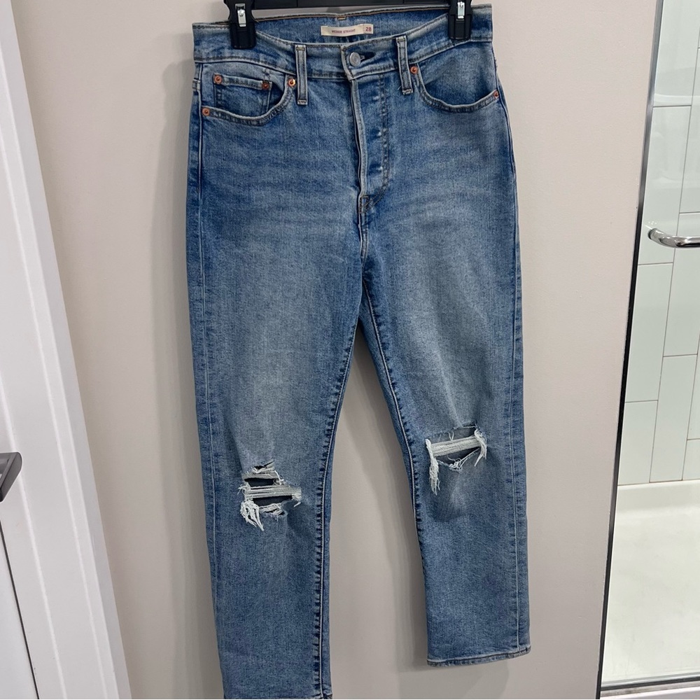 Levi’s Wedgie Straight Jeans